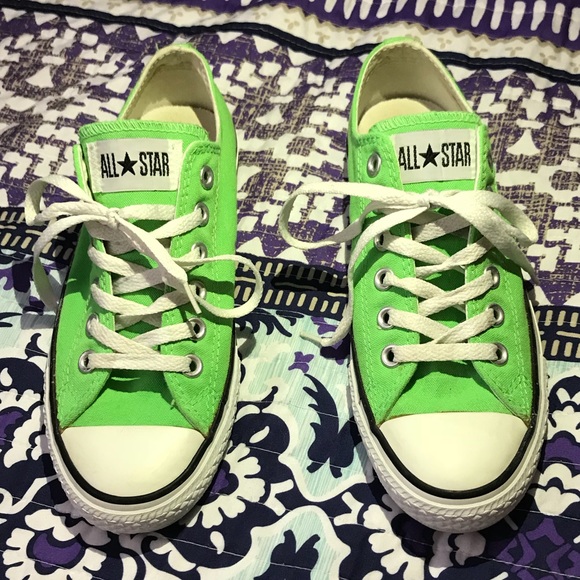 Converse Shoes - Neon green Chucks size 7